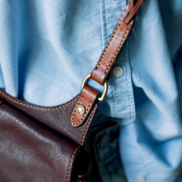 Leather Handmade Saddle Bag - Burgundy  - UNIQUE - Picture 5 of 15